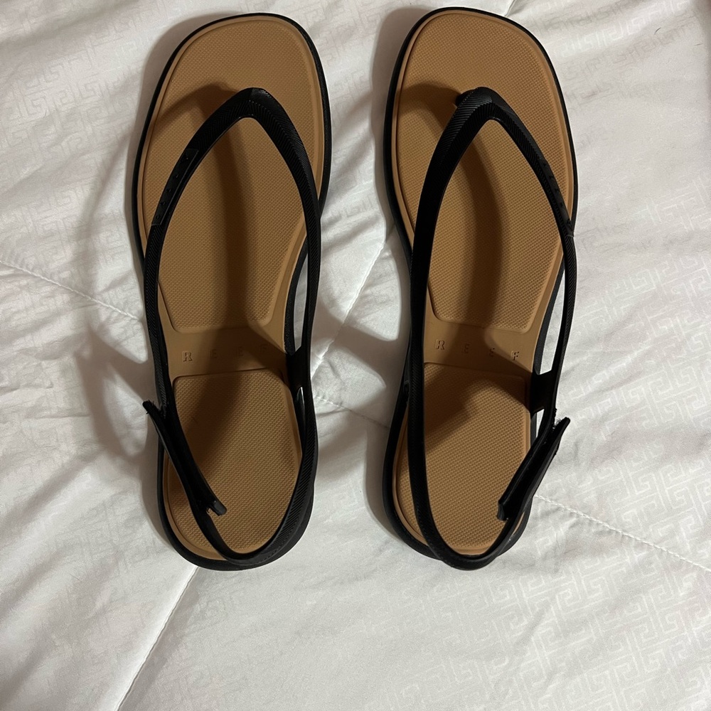 Reef Black and Tan Women's Sandals